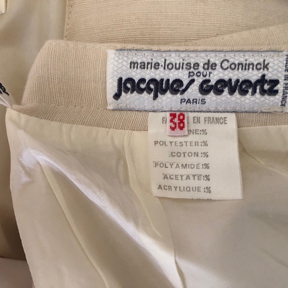 Jacket and skirt suit or separate. Fully lined. - Picture 11 of 11